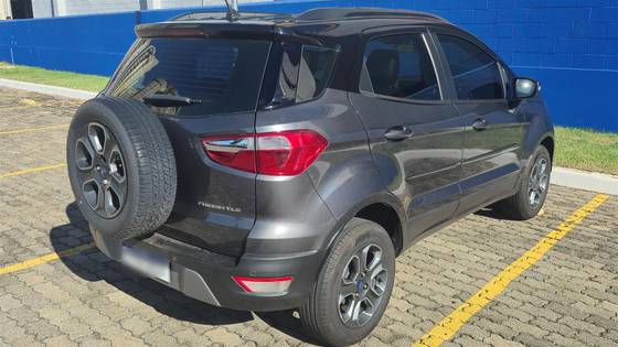 FORD ECOSPORT 1.5 TI-VCT FLEX FREESTYLE AUTOMÁTICO FORD ECOSPORT 1.5 TI-VCT FLEX FREESTYLE AUTOMÁTICO